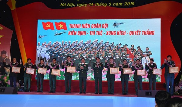 Tổng cục Chính trị tuyên dương gương mặt trẻ tiêu biểu toàn quân năm 2018