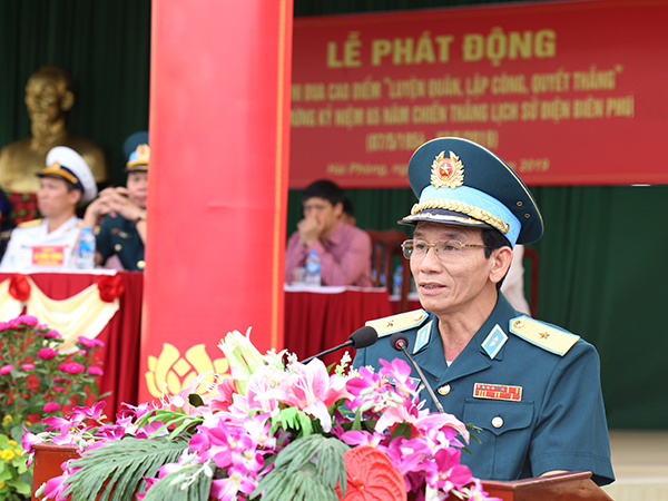 Trung đoàn 240 phát động thi đua cao điểm “Luyện quân, lập công, quyết thắng”