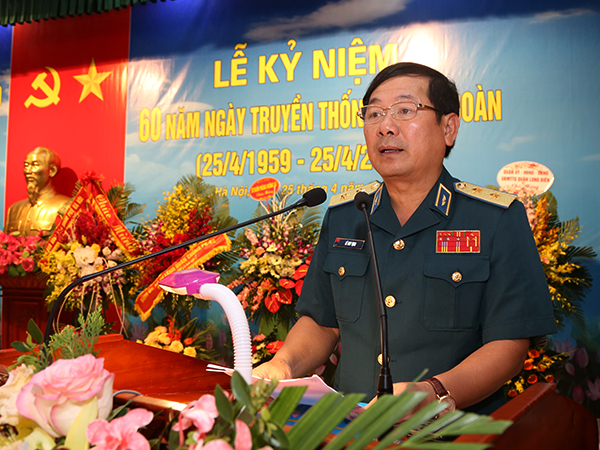 Trung đoàn 280 và Lữ đoàn Phòng không 210 kỷ niệm 60 năm ngày truyền thống
