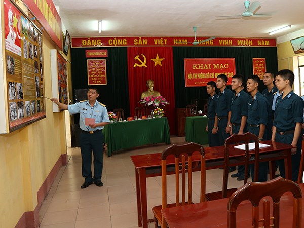Trung đoàn 238 tổ chức Hội thi Phòng Hồ Chí minh