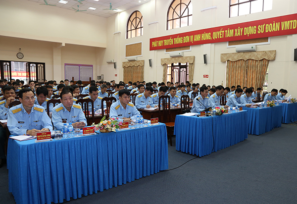 Sư đoàn 361 triển khai nhiệm vụ công tác Quý 2 và đón nhận Cờ thi đua của Thủ tướng Chính phủ