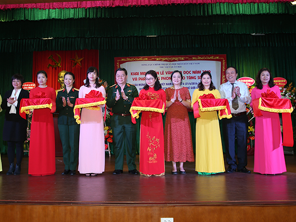 Tổng cục Chính trị khai mạc tuần lễ văn hóa đọc năm 2019 và phát động phong trào tặng sách
