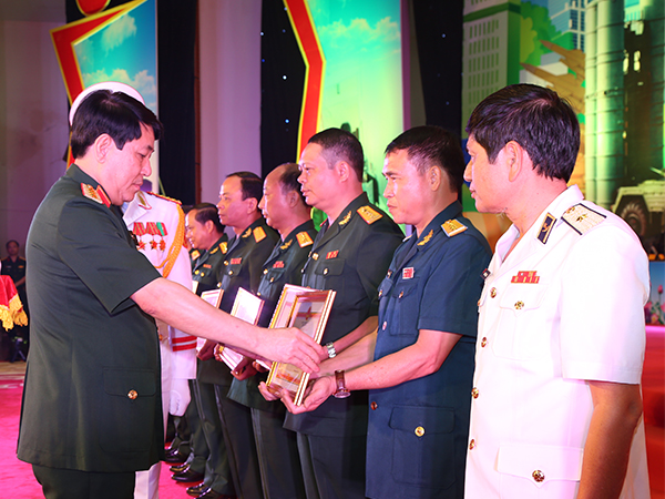 Bộ Quốc phòng tổng kết, trao giải thưởng “Tuổi trẻ sáng tạo” trong Quân đội lần thứ 19