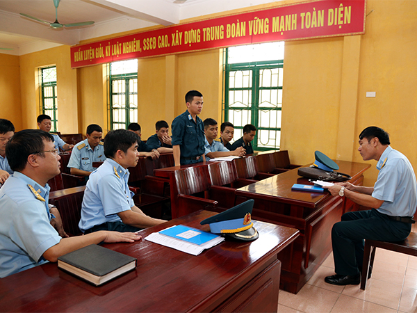 Quân chủng Phòng không - Không quân kiểm tra Sư đoàn 365 và Sư đoàn 363