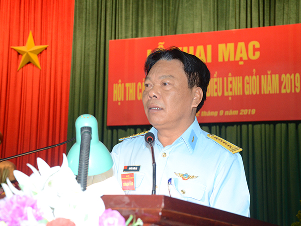 Hội thi cán bộ trung đội, đại đội huấn luyện điều lệnh giỏi năm 2019