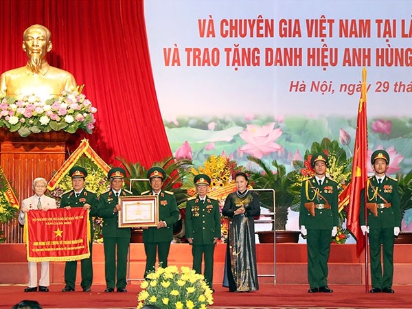 Quân ủy Trung ương-Bộ Quốc phòng kỷ niệm 70 năm ngày truyền thống Quân tình nguyện và Chuyên gia Việt Nam tại Lào
