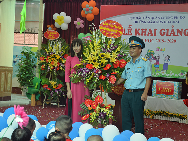 Trường Mầm non Hoa Mai khai giảng năm học mới