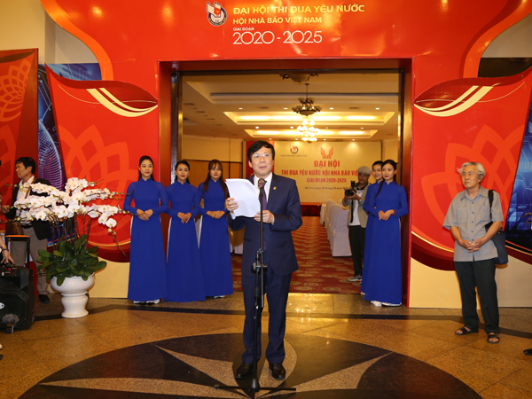 Lễ khai mạc trưng bày các ấn phẩm báo chí tiêu biểu và triển lãm ảnh báo chí trong khuôn khổ Đại hội thi đua yêu nước Hội Nhà báo Việt Nam