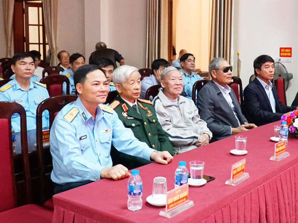 Sư đoàn 370 tổ chức gặp mặt nhân kỷ niệm 45 năm ngày truyền thống