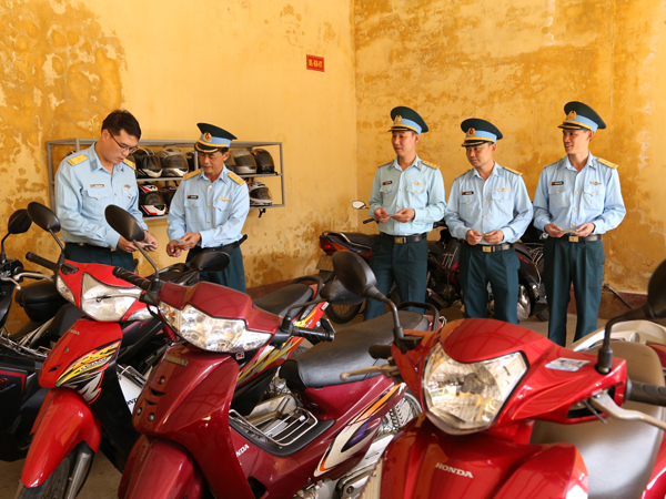 Quân chủng Phòng không - Không quân kiểm tra Sư đoàn 363
