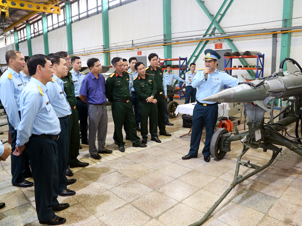 Hoạt động bổ ích cho cán bộ công đoàn, an toàn viên