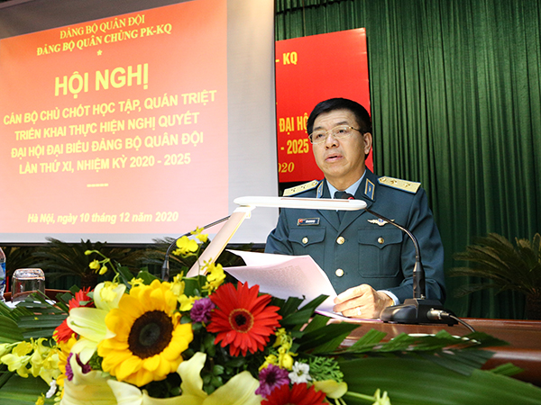 Đảng ủy Quân chủng Phòng không - Không quân tổ chức học tâp, quán triệt, triển khai thực hiện Nghị quyết Đại hội đại biểu Đảng bộ Quân đội lần thứ XI