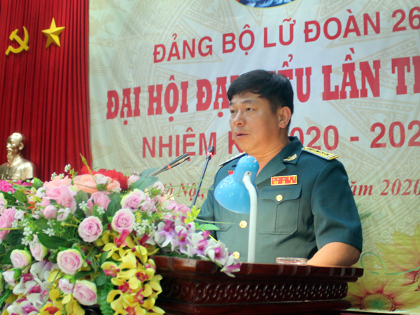 Lữ đoàn trưởng trách nhiệm, gương mẫu
