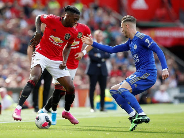 Cơ hội nào Chelsea, MU và Leicester đua top 4?