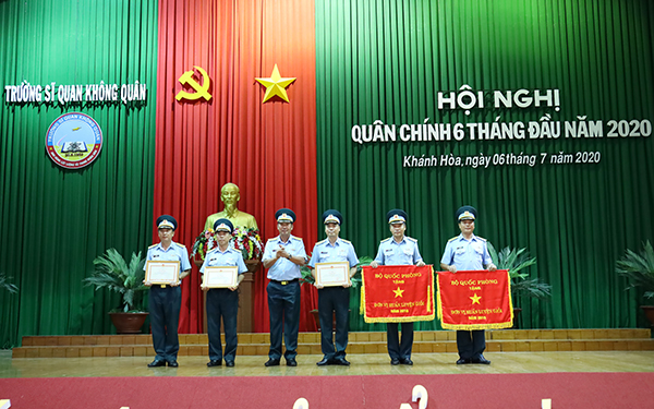 Trường Sĩ quan Không quân tổ chức Hội nghị Quân chính 6 tháng đầu năm 2020