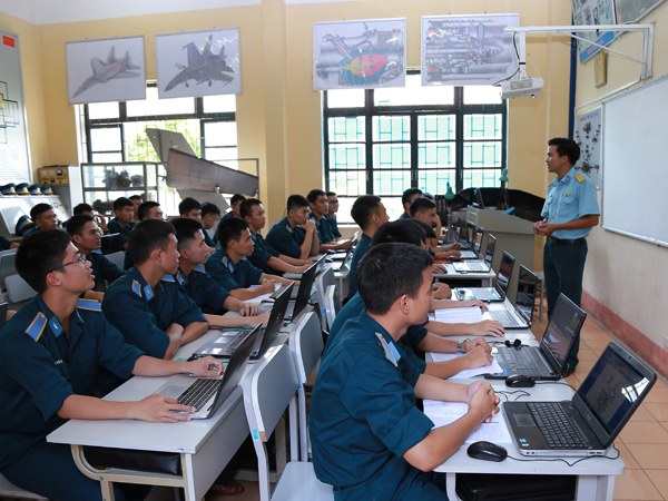 Lan tỏa các phong trào thi đua ở Học viện Phòng không - Không quân