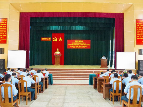 Trường Trung cấp Kỹ thuật PK-KQ rút kinh nghiệm công tác giáo dục chính trị, giáo dục pháp luật, kỷ luật