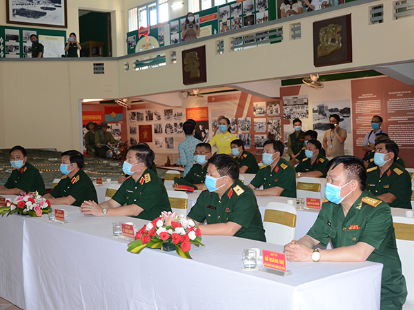Khai mạc Triển lãm “Mùa Xuân đại thắng”