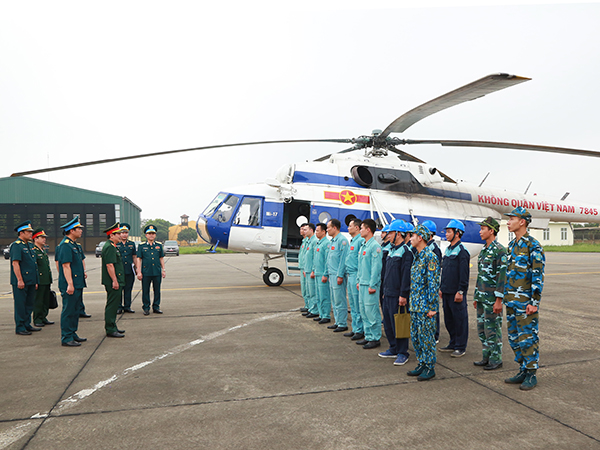 Bộ Tổng Tham mưu kiểm tra công tác sẵn sàng chiến đấu tại Sư đoàn 361 và Sư đoàn 371