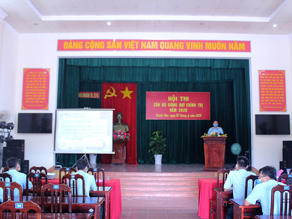 Trung đoàn 274 tổ chức hội thi cán bộ giảng dạy chính trị năm 2020