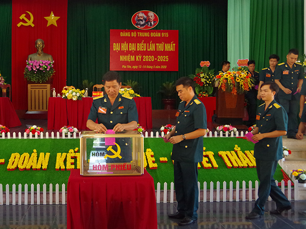 Trung đoàn 915 tổ chức Đại hội đại biểu Đảng bộ lần thứ I, nhiệm kỳ 2020-2025