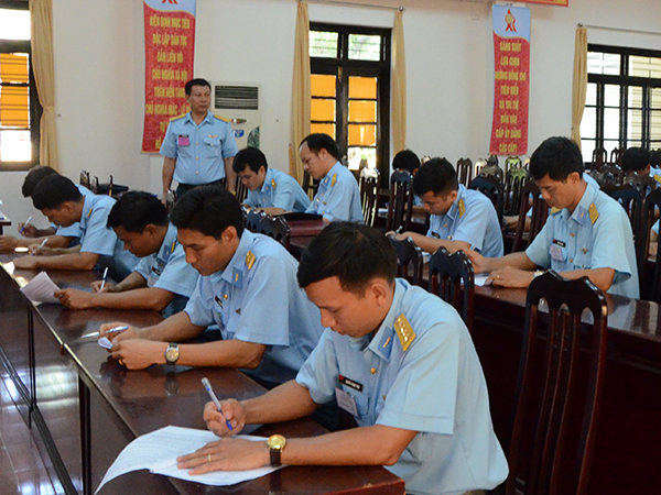 Sư đoàn 372 tổ chức hội thi cán bộ giảng dạy chính trị năm 2020