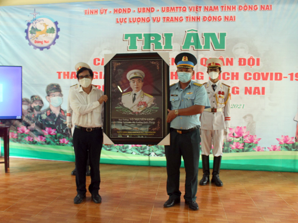 Các đơn vị của Quân chủng Phòng không - Không quân khu vực phía Nam hoàn thành xuất sắc nhiệm vụ hỗ trợ tỉnh Đồng Nai chống dịch