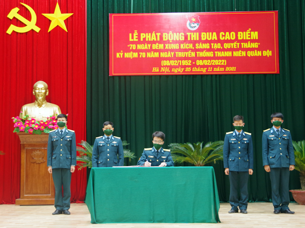 Đoàn cơ sở khu trung tâm Trường Trung cấp Kỹ thuật PK-KQ phát động thi đua cao điểm “70 ngày đêm xung kích, sáng tạo, quyết thắng”