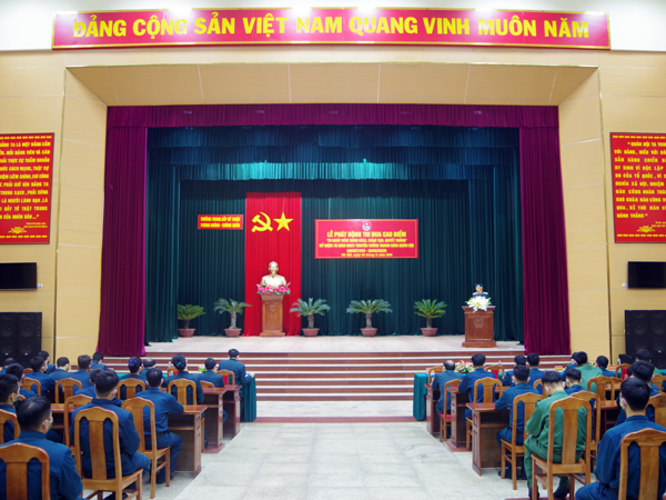 Đoàn cơ sở khu trung tâm Trường Trung cấp Kỹ thuật PK-KQ phát động thi đua cao điểm “70 ngày đêm xung kích, sáng tạo, quyết thắng”