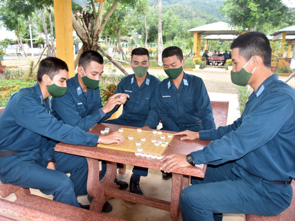 Câu lạc bộ “Chiến sĩ xanh” ở Tiểu đoàn 11