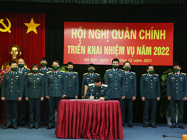 Cục Chính trị Phòng không - Không quân triển khai nhiệm vụ năm 2022