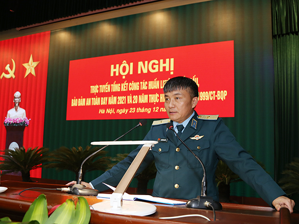 Quân chủng Phòng không - Không quân tổng kết công tác Huấn luyện chiến đấu, bảo đảm an toàn bay và 20 năm thực hiện Chỉ thị 917/1999/CT-BQP của Bộ trưởng Bộ Quốc phòng