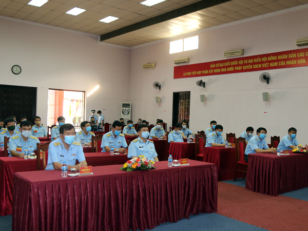 Cử tri Quân chủng Phòng không - Không quân tham gia bầu cử đại biểu Quốc hội khóa XV và đại biểu Hội đồng nhân dân các cấp nhiệm kỳ 2021-2026