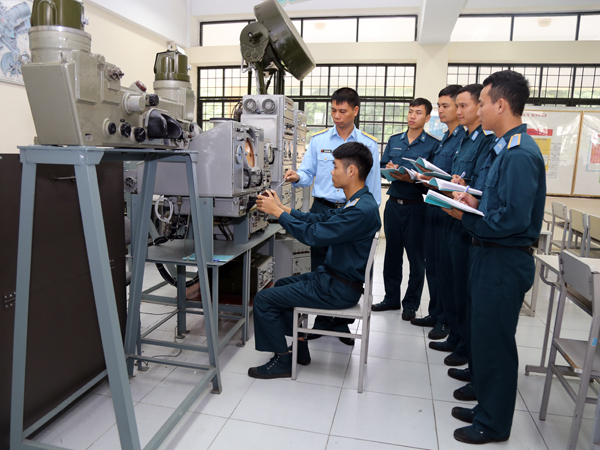 Nhiều mô hình, điển hình tiên tiến trong học tập và làm theo Bác