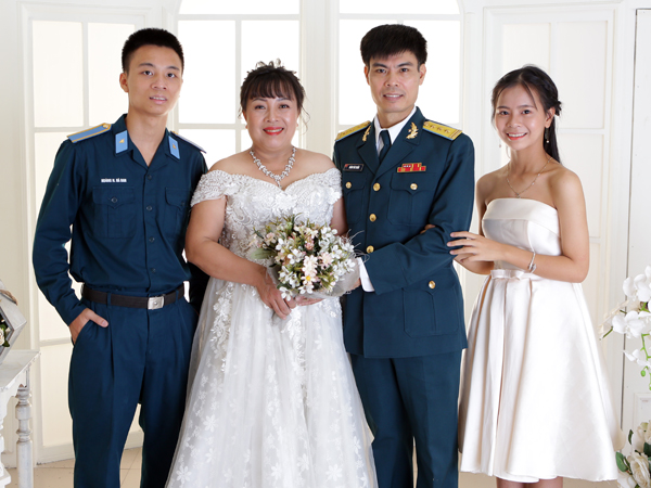 Đi xe nhờ… nên duyên chồng vợ