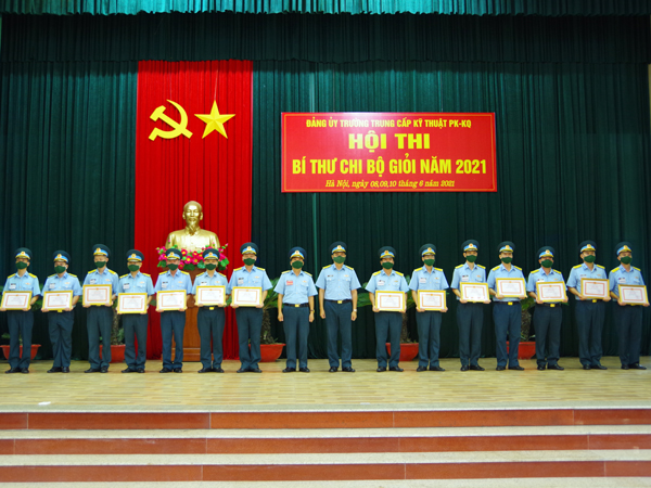 Trường Trung cấp Kỹ thuật PK-KQ tổ chức Hội thi Bí thư chi bộ giỏi năm 2021