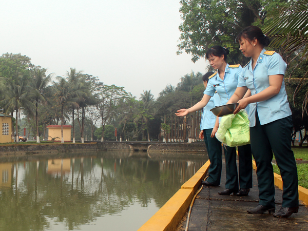 Phụ nữ Quân chủng Phòng không - Không quân thực hiện hiệu quả các phong trào thi đua