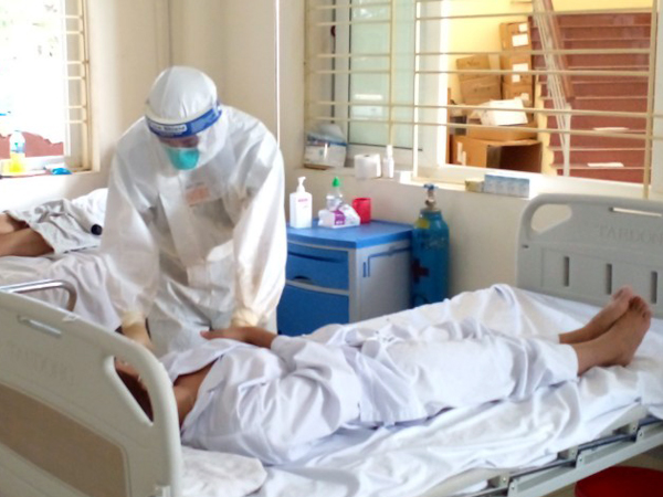 Viện Y học Phòng không - Không quân được Thủ tướng Chính phủ tặng bằng khen vì có thành tích xuất sắc trong tham gia phòng, chống dịch COVID-19 tại Bắc Giang