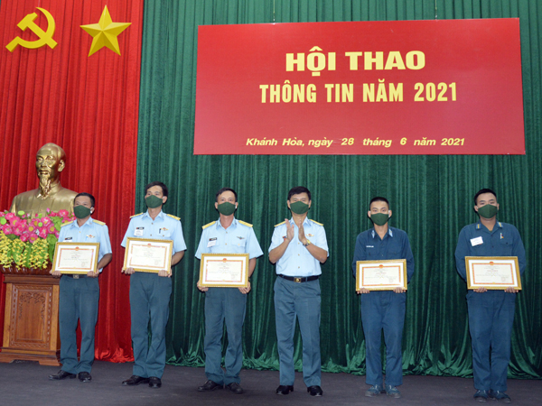 Sư đoàn 377 tổ chức Hội thao Thông tin năm 2021