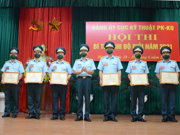 Cục Kỹ thuật Phòng không - Không quân tổ chức Hội thi Bí thư chi bộ giỏi năm 2021
