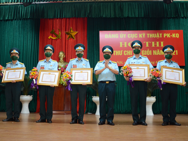 Cục Kỹ thuật Phòng không - Không quân tổ chức Hội thi Bí thư chi bộ giỏi năm 2021