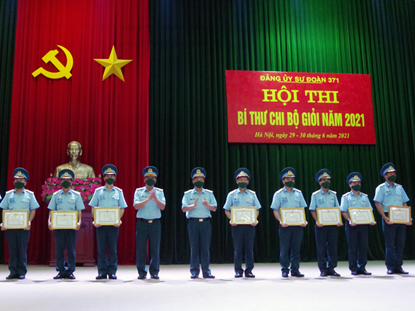 Sư đoàn 371 tổ chức Hội thi Bí thư chi bộ giỏi năm 2021