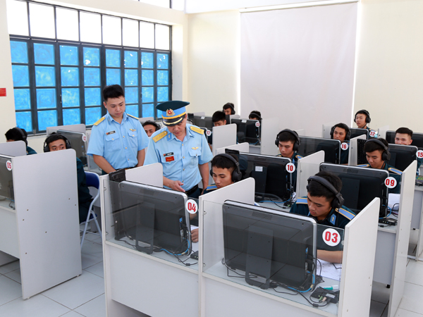 Nâng cao chất lượng nguồn nhân lực trong Quân chủng Phòng không - Không quân
