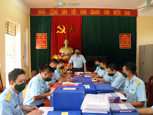Quân chủng Phòng không - Không quân kiểm tra xây dựng đơn vị điểm vững mạnh toàn diện “mẫu mực, tiêu biểu”