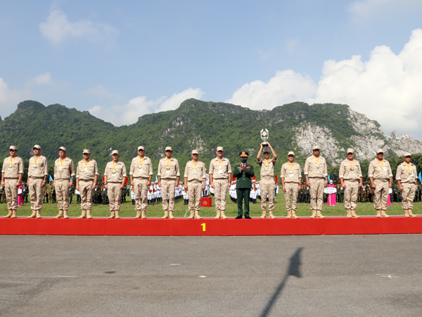 Bế mạc Cuộc thi “Xạ thủ bắn tỉa” và “Vùng tai nạn” trong khuôn khổ Army Games 2021 tại Việt Nam