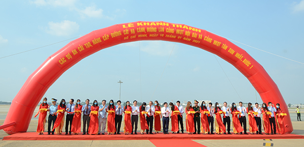 Khánh thành giai đoạn 1 các Dự án Cải tạo, nâng cấp đường cất hạ cánh, đường lăn Cảng HKQT Nội Bài và Cảng HKQT Tân Sơn Nhất