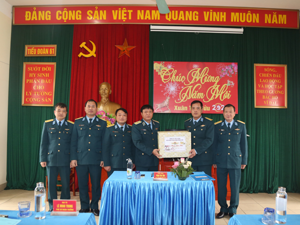 Quân chủng Phòng không - Không quân kiểm tra sẵn sàng chiến đấu và chúc Tết các đơn vị khu vực phía Bắc