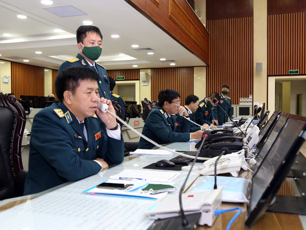 Thủ trưởng Bộ Tư lệnh Quân chủng Phòng không - Không quân chúc Tết các cơ quan, đơn vị trong Quân chủng