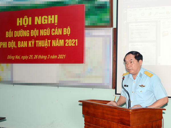 Sư đoàn 370 tổ chức bồi dưỡng cán bộ phi đội, ban kỹ thuật năm 2021