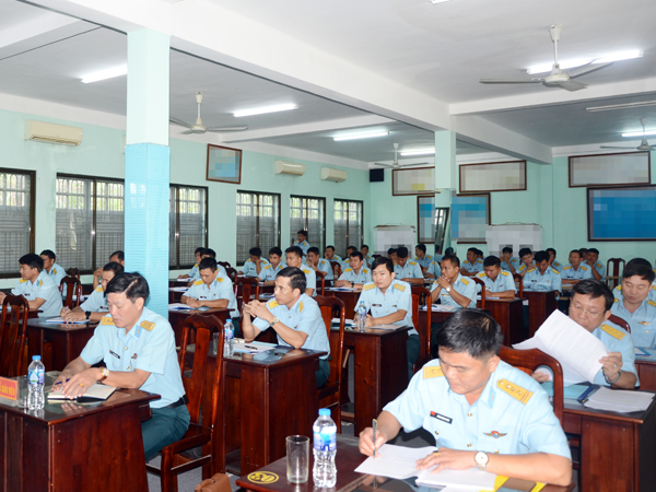 Sư đoàn 370 tổ chức bồi dưỡng cán bộ phi đội, ban kỹ thuật năm 2021